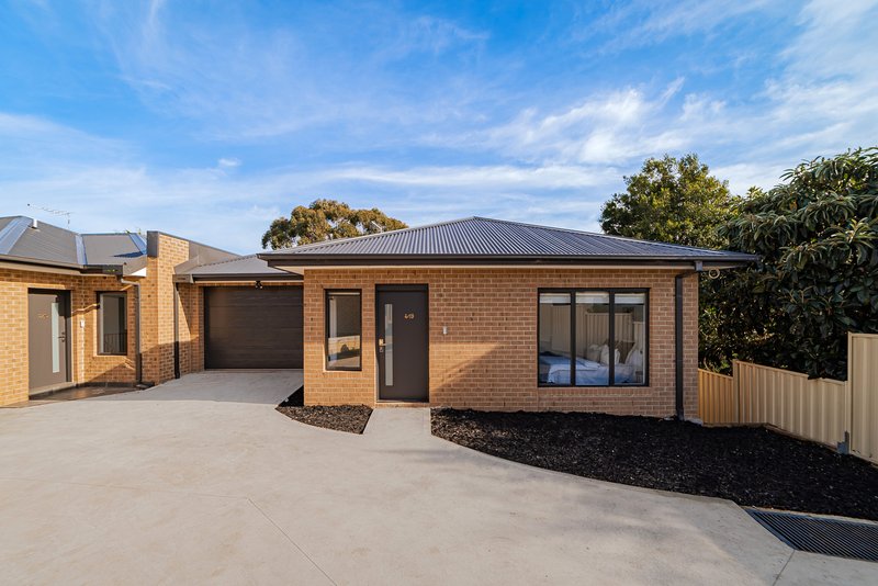 4/19 Nicholson Crescent, Meadow Heights VIC 3048