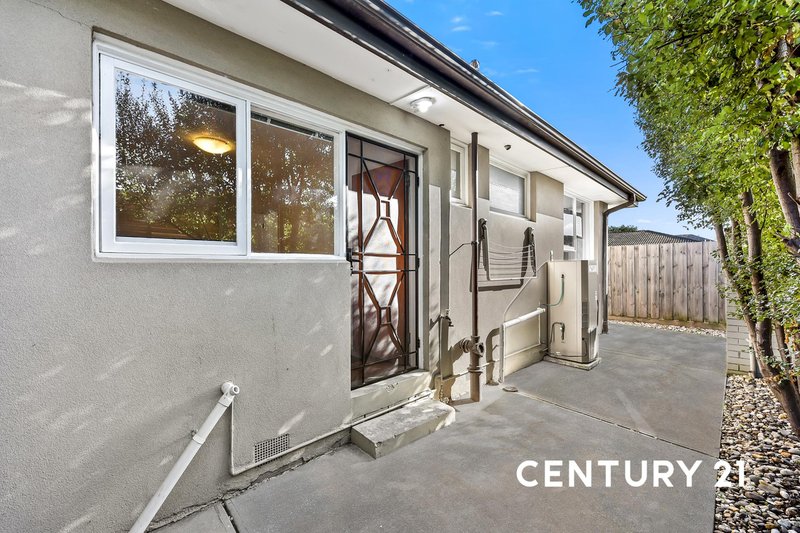 Photo - 4/19 Oakes Avenue, Clayton South VIC 3169 - Image 9