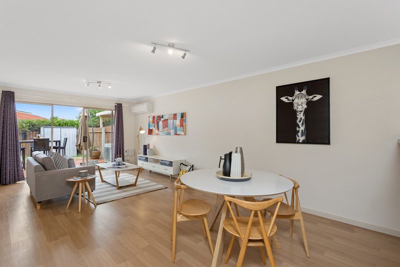 Photo - 4/19 Redcliffe Street, Palmerston ACT 2913 - Image 2