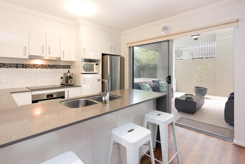 Photo - 4/19 Riverton Street, Clayfield QLD 4011 - Image 11