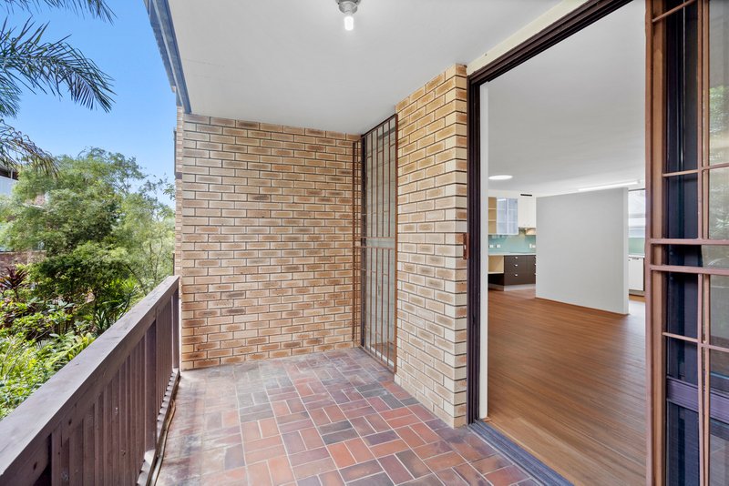 Photo - 4/19 Riverview Terrace, Indooroopilly QLD 4068 - Image 10