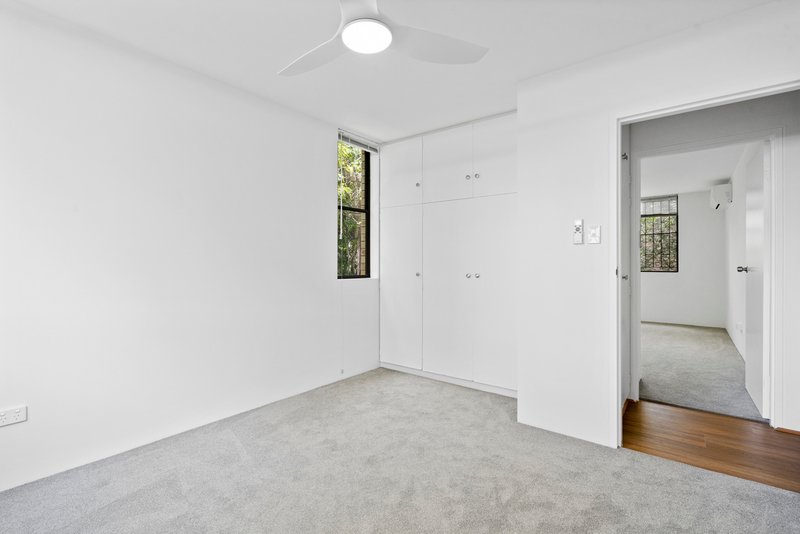 Photo - 4/19 Riverview Terrace, Indooroopilly QLD 4068 - Image 16