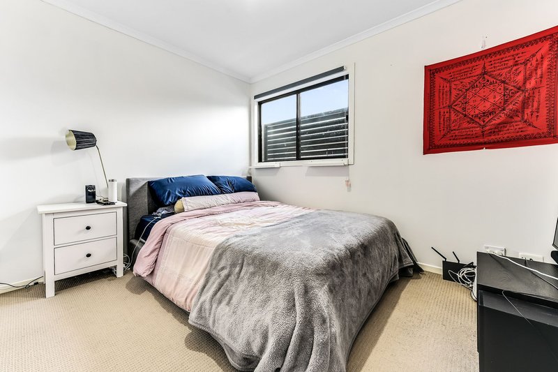 Photo - 4/19 Stuart Street, Noble Park VIC 3174 - Image 13