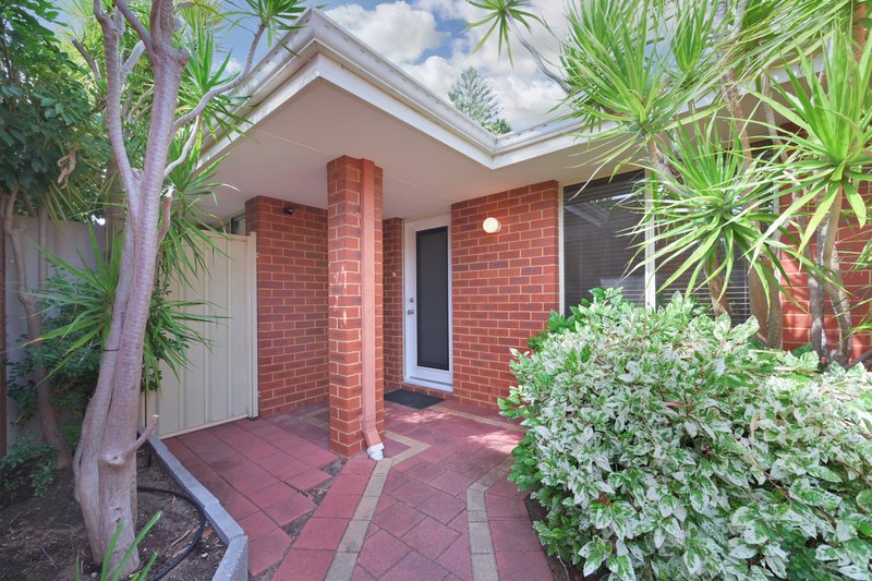 Photo - 4/19 Ungaroo Road, Westminster WA 6061 - Image 1