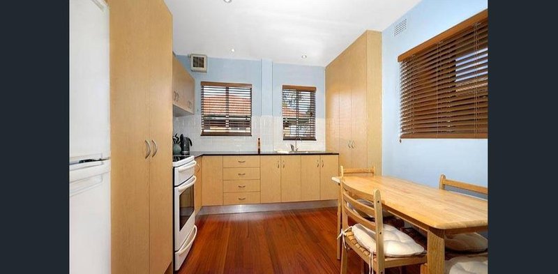 Photo - 4/19 Victoria Ave , Penshurst NSW 2222 - Image 2