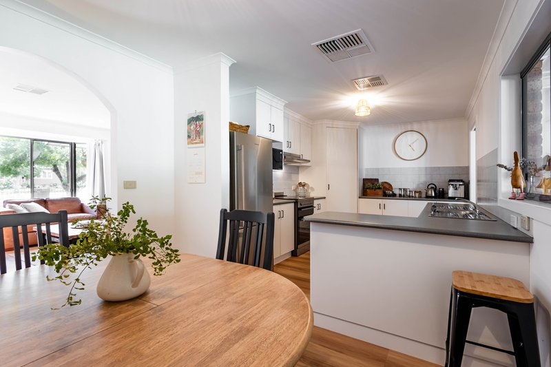 Photo - 419 Wood Street, Deniliquin NSW 2710 - Image 4