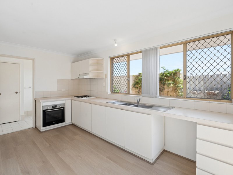 Photo - 4/195 Wanneroo Road, Tuart Hill WA 6060 - Image 1