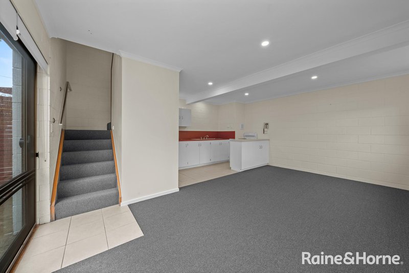 Photo - 4/197 Strickland Avenue, South Hobart TAS 7004 - Image 5
