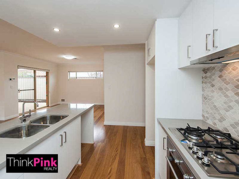 Photo - 4/198 Surrey Road, Rivervale WA 6103 - Image 17