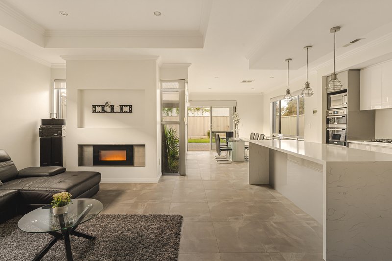 Photo - 41A Fitzroy Road, Rivervale WA 6103 - Image 2