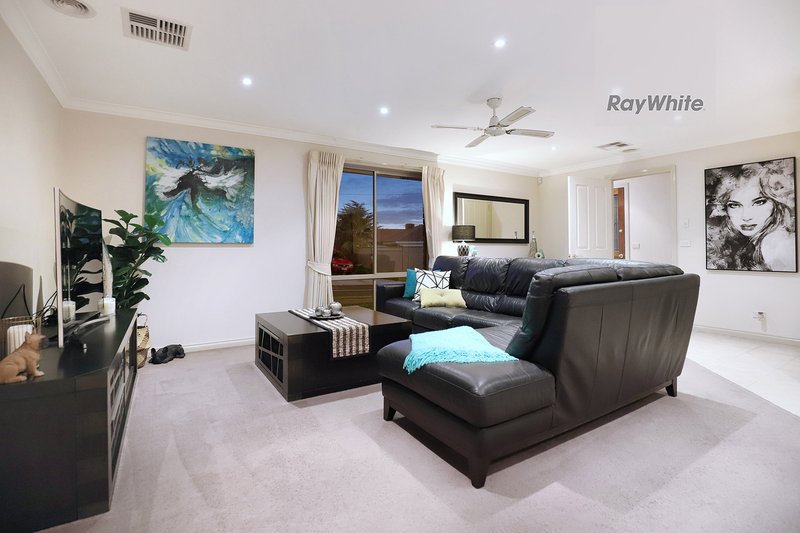 Photo - 41A Gordon Street, Tullamarine VIC 3043 - Image 3