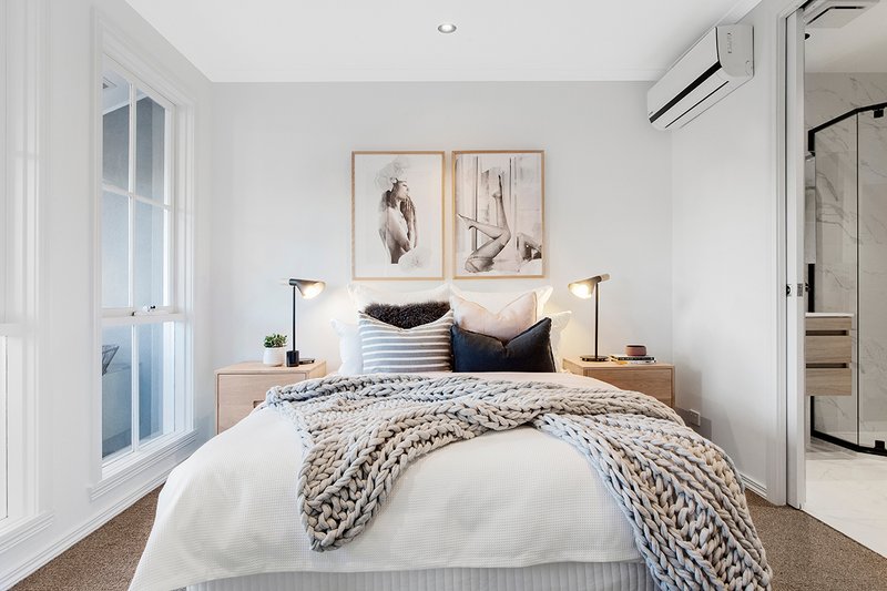 Photo - 4/1A Kokaribb Road, Carnegie VIC 3163 - Image 5