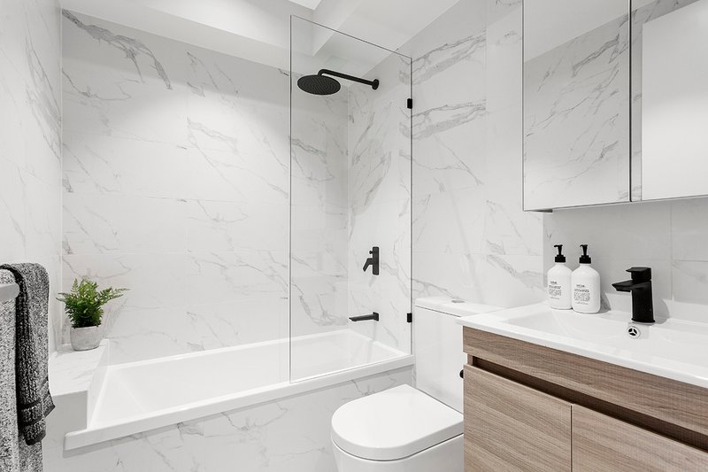 Photo - 4/1A Kokaribb Road, Carnegie VIC 3163 - Image 8