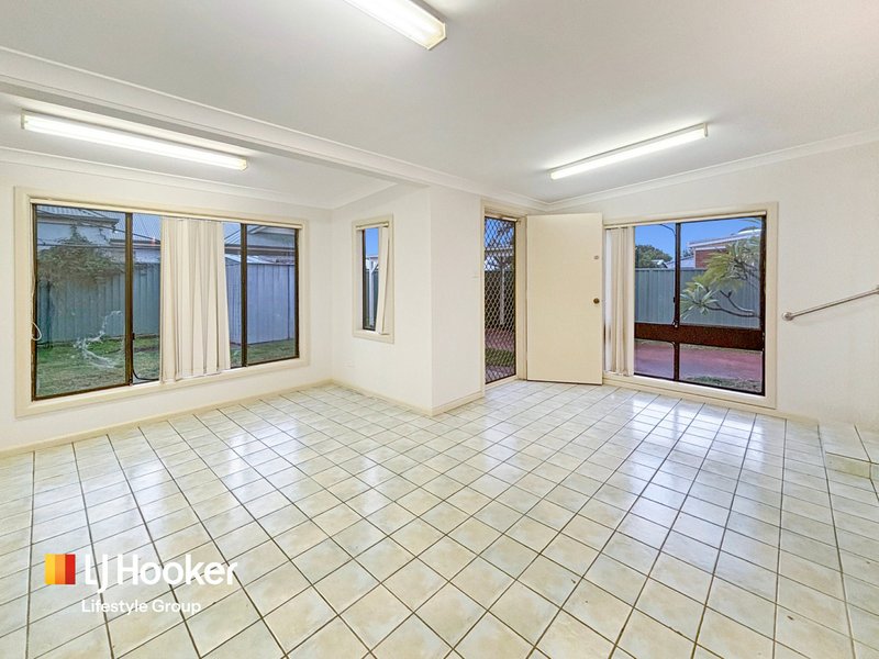 Photo - 41A Thirlmere Way, Tahmoor NSW 2573 - Image 6