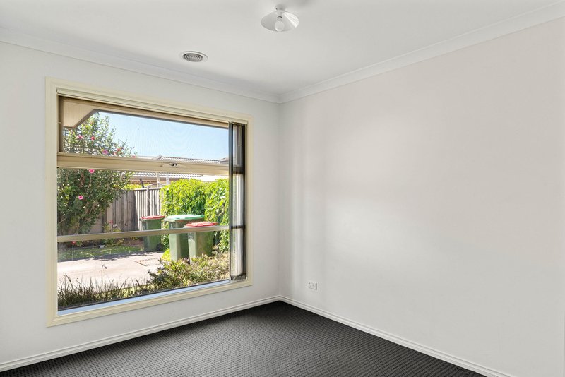 Photo - 4/1a Wagtail Way, Cowes VIC 3922 - Image 8