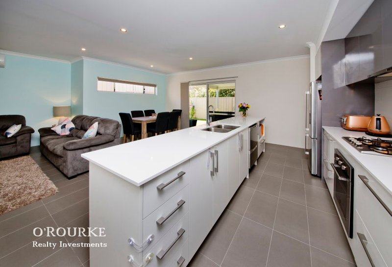 Photo - 41c Stanley Street, Scarborough WA 6019 - Image 3