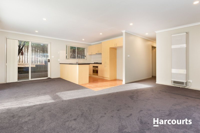 Photo - 4/2-3 Kevin Close, Beaconsfield VIC 3807 - Image 6