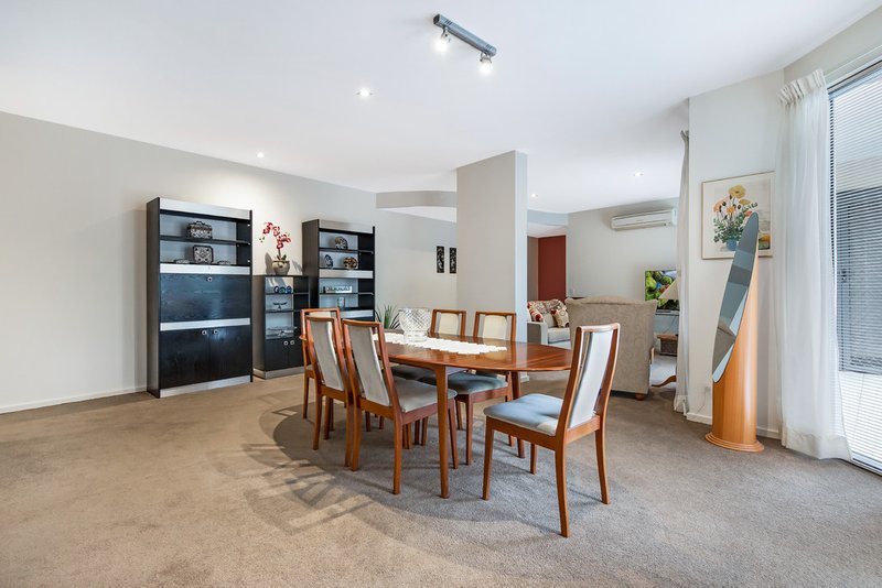 4/2-4 Blair Road, Glen Waverley VIC 3150