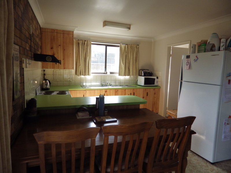 Photo - 4/2 - 4 Chelmsford Street, Tamworth NSW 2340 - Image 5