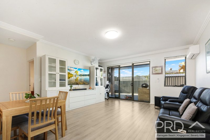 Photo - 4/2-4 Hampden Street, Beverly Hills NSW 2209 - Image 2