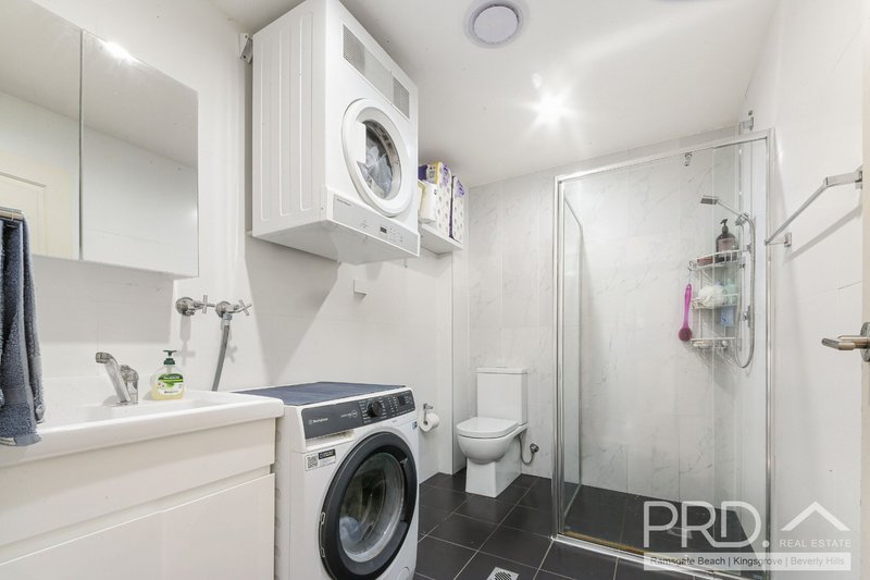 Photo - 4/2-4 Hampden Street, Beverly Hills NSW 2209 - Image 8