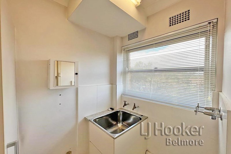 Photo - 4/2-4 Sudbury Street, Belmore NSW 2192 - Image 6