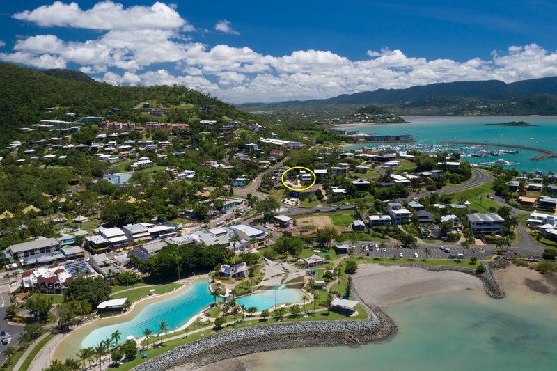 Photo - 42 & 44 Airlie Crescent, Airlie Beach QLD 4802 - Image 2