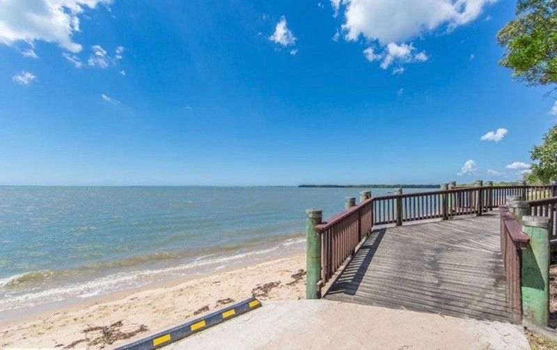 Photo - 42-44 Balmoral Place, Deception Bay QLD 4508 - Image 13