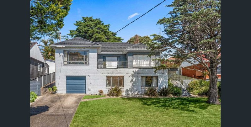 42 Abercrombie Street, West Wollongong NSW 2500