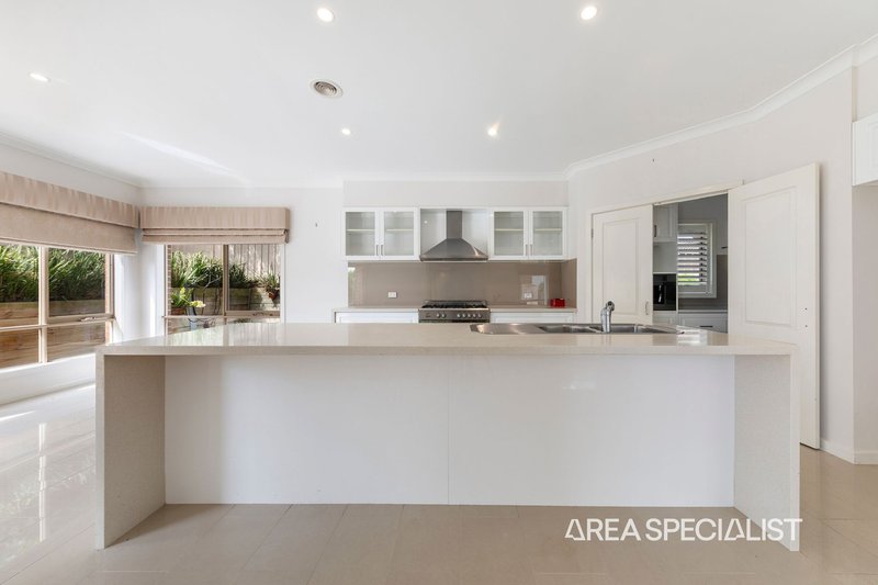 Photo - 42 Aberdeen Heights, Pakenham VIC 3810 - Image 5