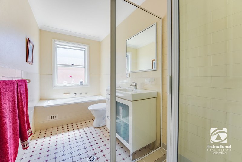 Photo - 42 Acacia Court, Narellan Vale NSW 2567 - Image 7