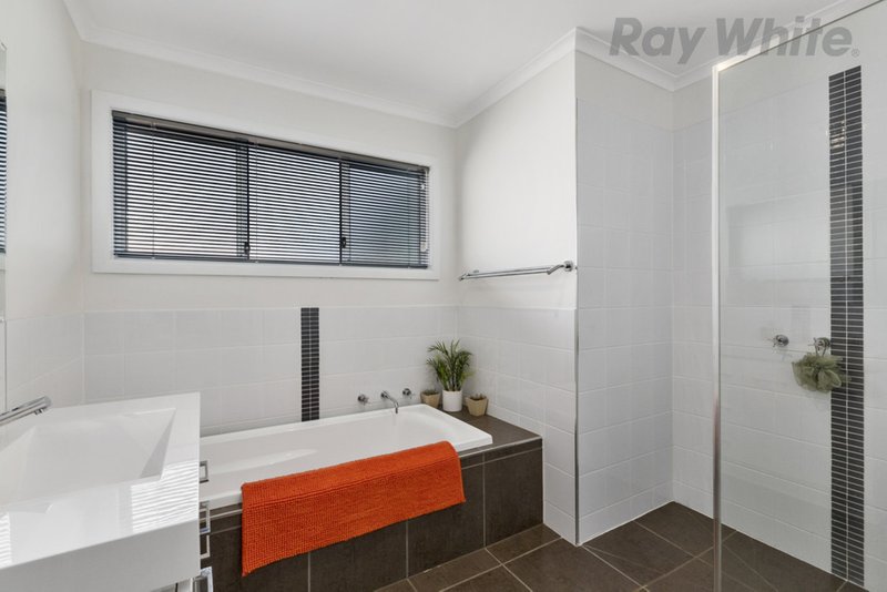 Photo - 42 Adelphi Road, Claremont TAS 7011 - Image 3