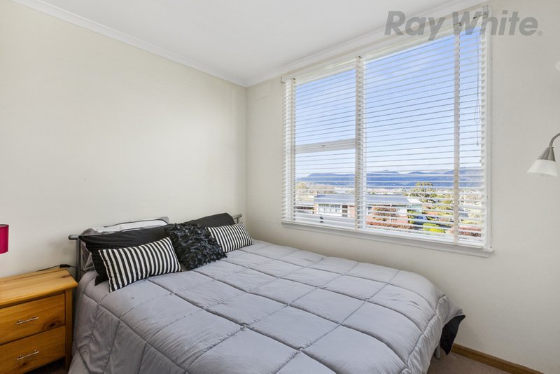 Photo - 42 Adelphi Road, Claremont TAS 7011 - Image 5