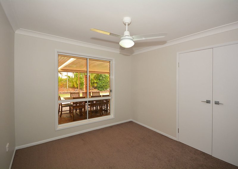 Photo - 42 Aimee Drive, Urangan QLD 4655 - Image 9