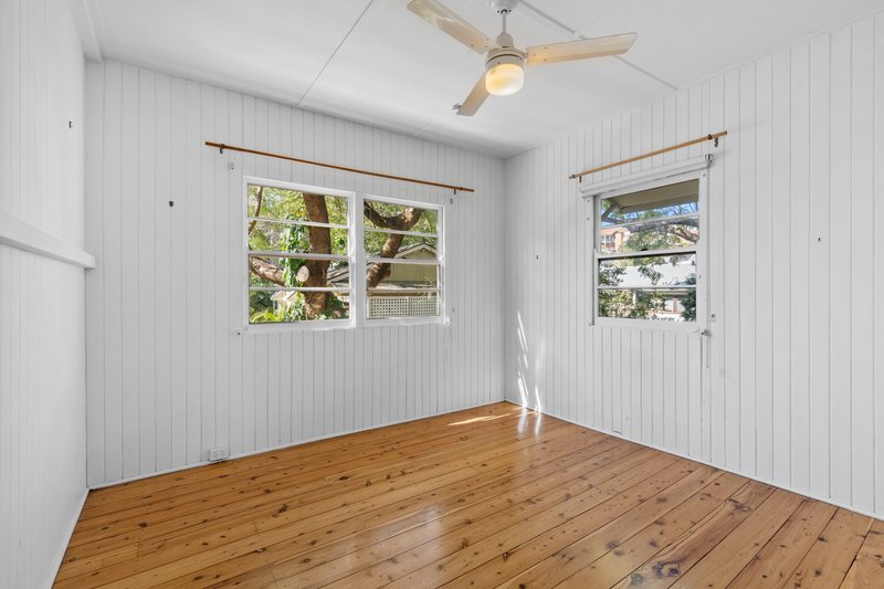 Photo - 42 Alexandra Avenue, Taringa QLD 4068 - Image 11