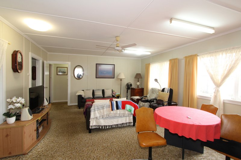 Photo - 42 Allambie Street, Maroochydore QLD 4558 - Image 12