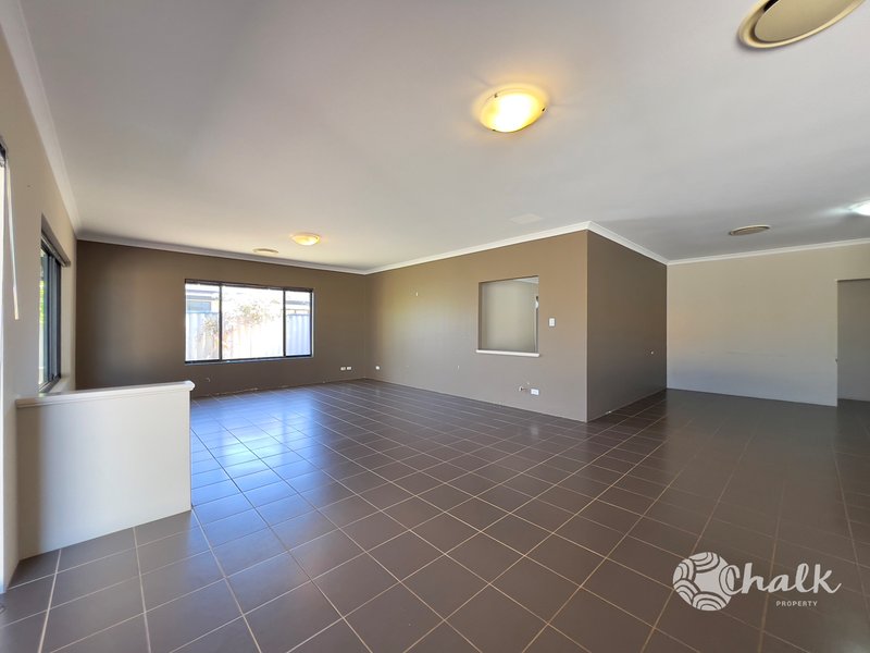 Photo - 42 Amity Circuit, Shoalwater WA 6169 - Image 11