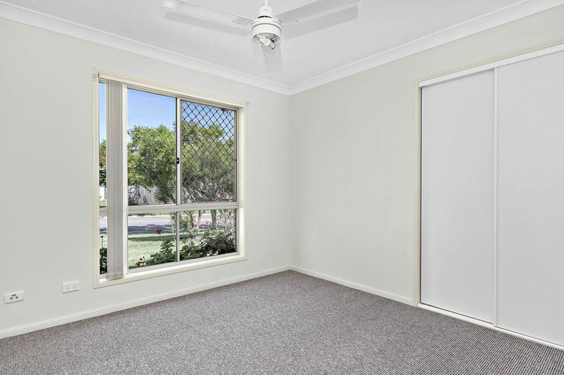 Photo - 42 Amity Drive, Rothwell QLD 4022 - Image 8