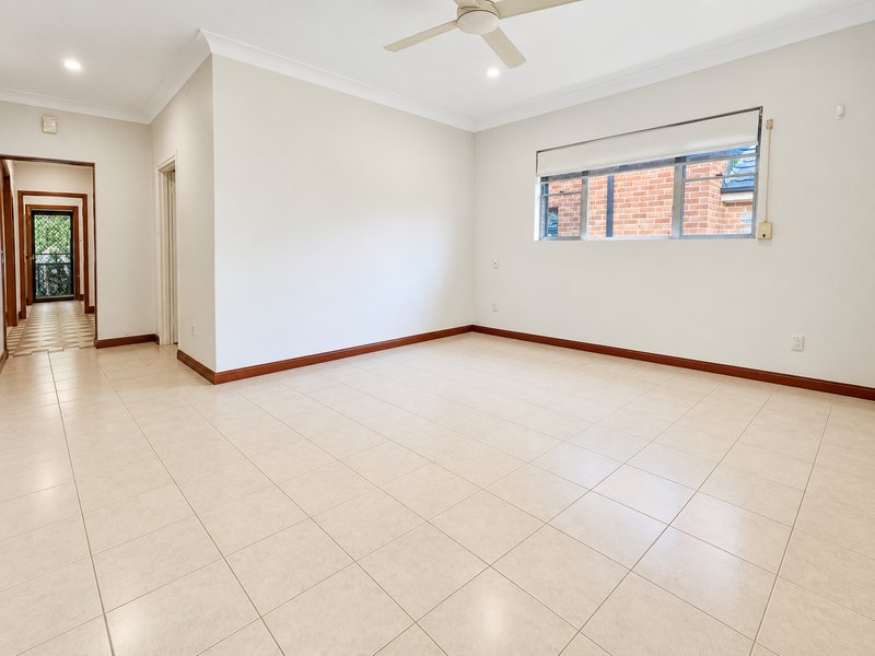 Photo - 42 Anniversary Street, Botany NSW 2019 - Image 2