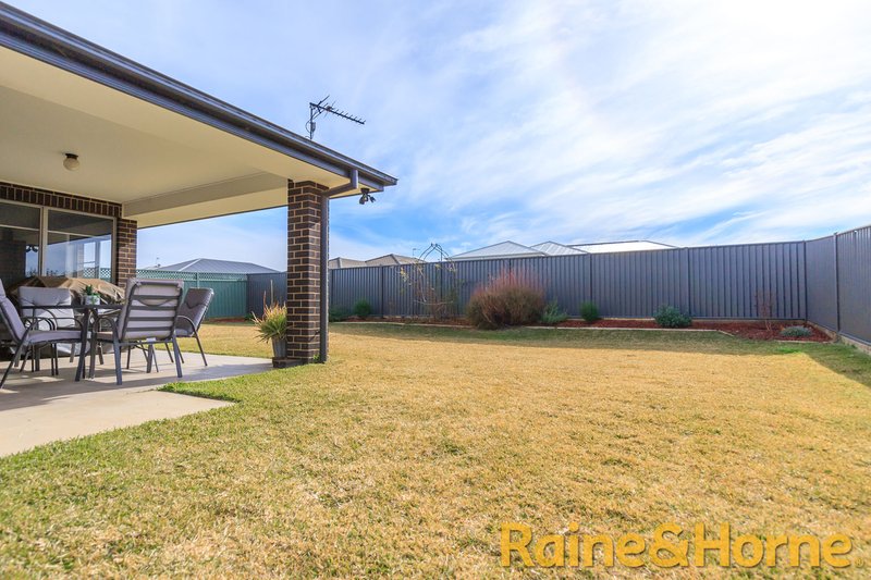 Photo - 42 Argyle Avenue, Dubbo NSW 2830 - Image 11