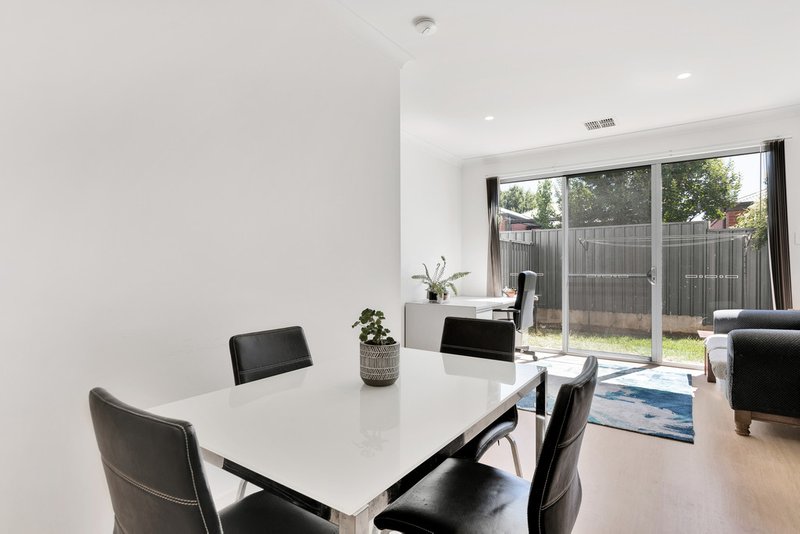 Photo - 4/2 Avenida Street, Campbelltown SA 5074 - Image 3