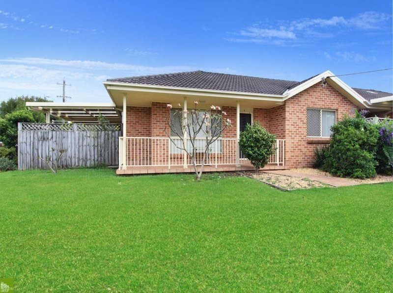 4/2 Baan Baan Street, Dapto NSW 2530