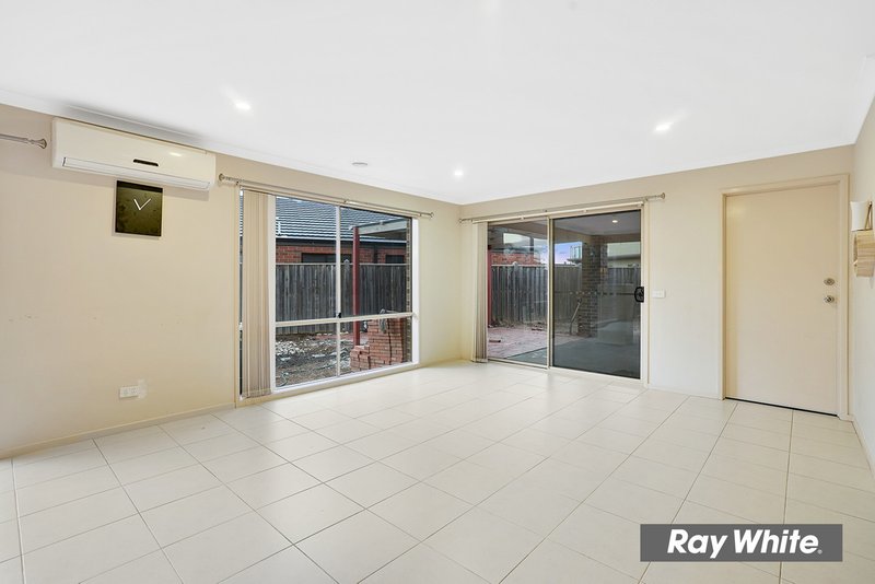 Photo - 42 Babele Road, Tarneit VIC 3029 - Image 9