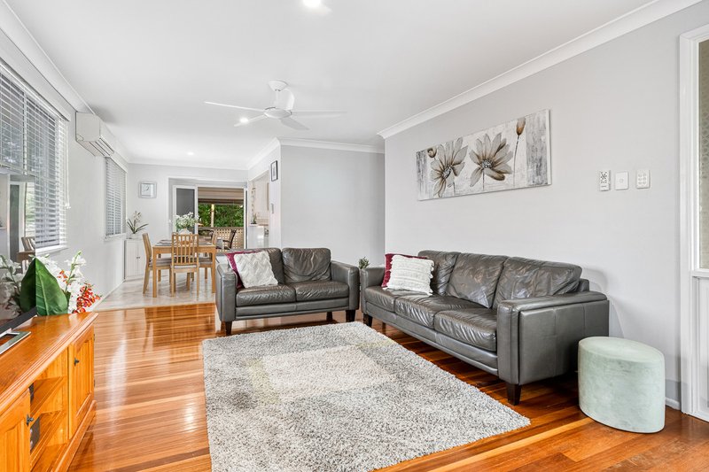 Photo - 42 Backford Street, Chermside West QLD 4032 - Image 4