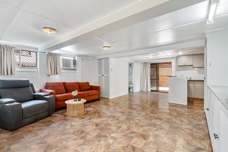 Photo - 42 Backford Street, Chermside West QLD 4032 - Image 19