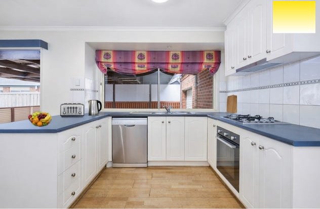 Photo - 42 Baden Powell Drive, Tarneit VIC 3029 - Image 2
