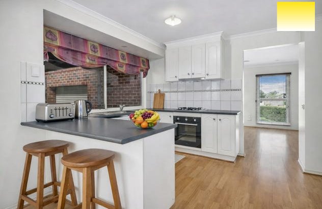 Photo - 42 Baden Powell Drive, Tarneit VIC 3029 - Image 3