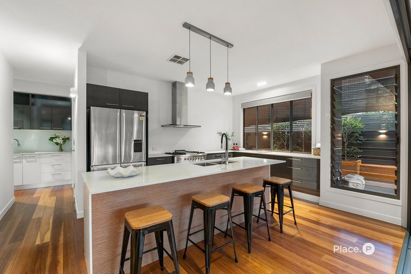 Photo - 42 Bailey Avenue, Tarragindi QLD 4121 - Image 6