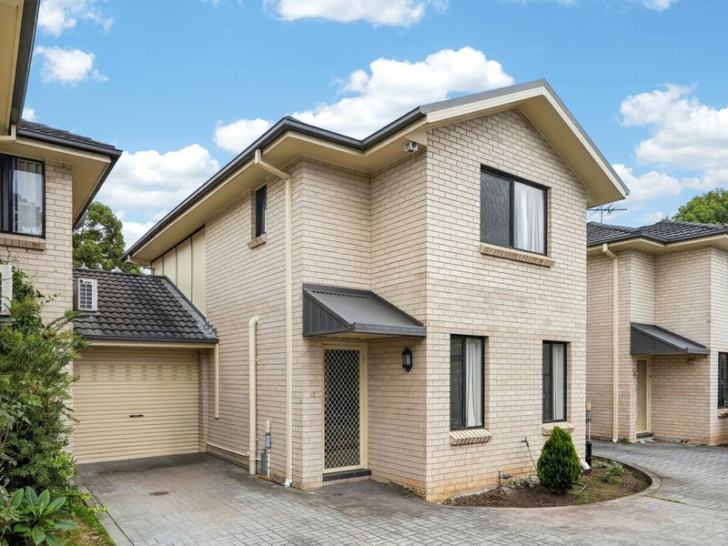 Photo - 4/2 Baldwin Avenue, Glenfield NSW 2167 - Image 4