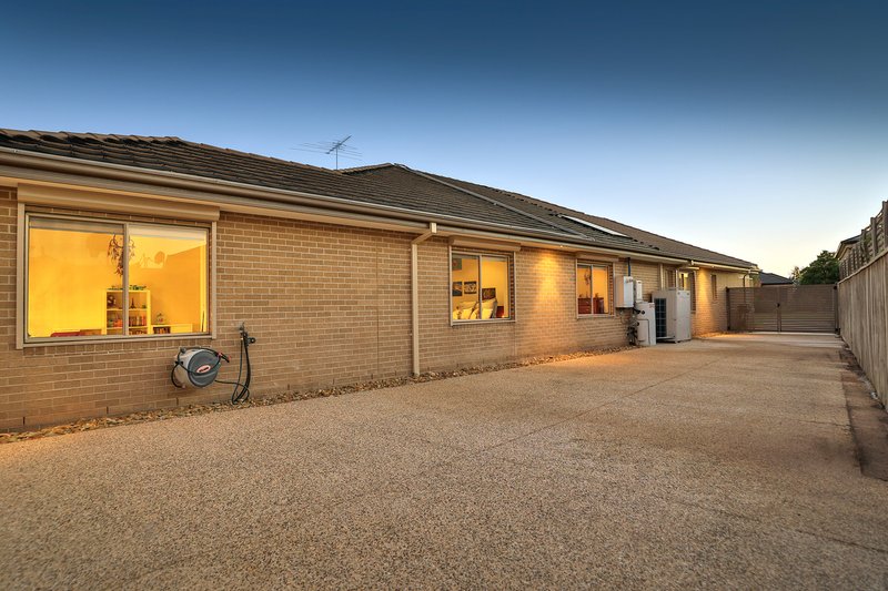 Photo - 42 Banjo Paterson Drive, Pakenham VIC 3810 - Image 18